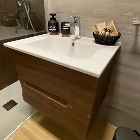 Arco Vanese باري