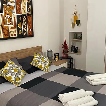 Arco Vanese * باري