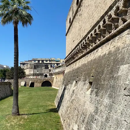 Arco Vanese باري